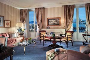 Отель Four Seasons Hotel des Bergues